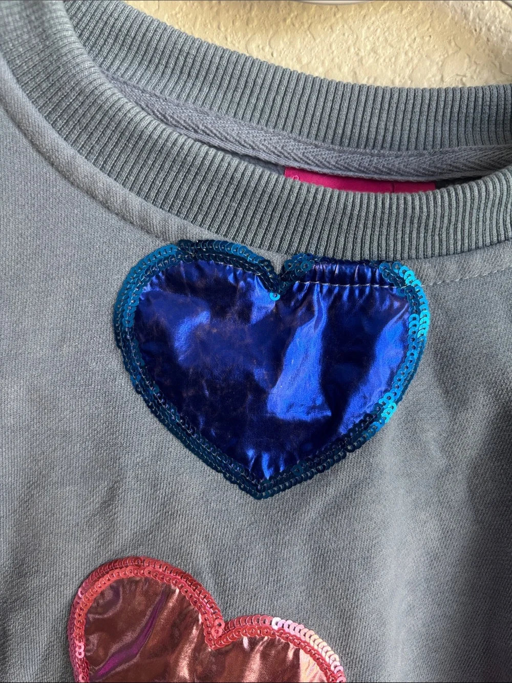 QUEEN OF SPARKLES Girls Dusty Blue Rainbow Foil Heart Crew Neck size Medium - Picture 6 of 8